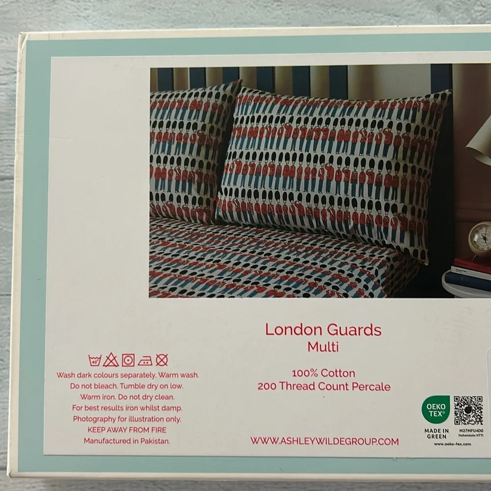 NWT Cath Kidston‎ Standard Pillowcase Pair 100% Cotton Percale London Guards